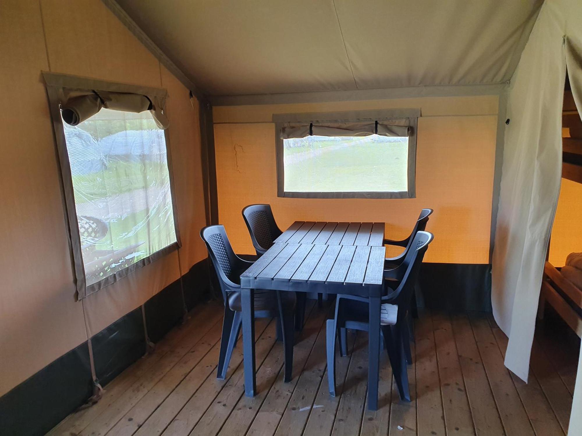 Camping De Oude Rijn Ter Aar Chambre photo