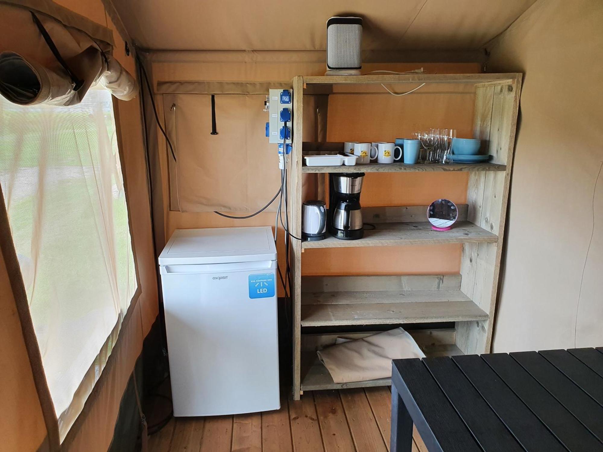 Camping De Oude Rijn Ter Aar Chambre photo
